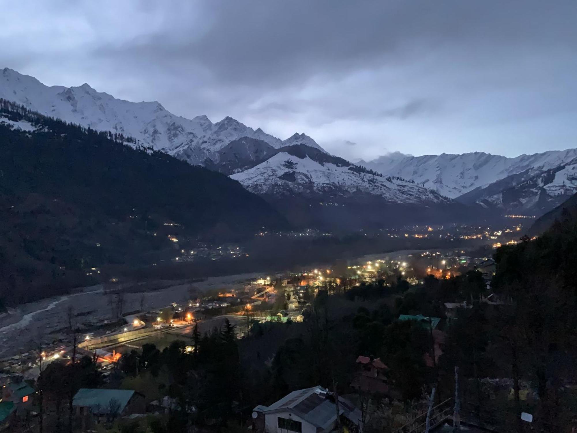 Hotel Arohi Vashist Экстерьер фото