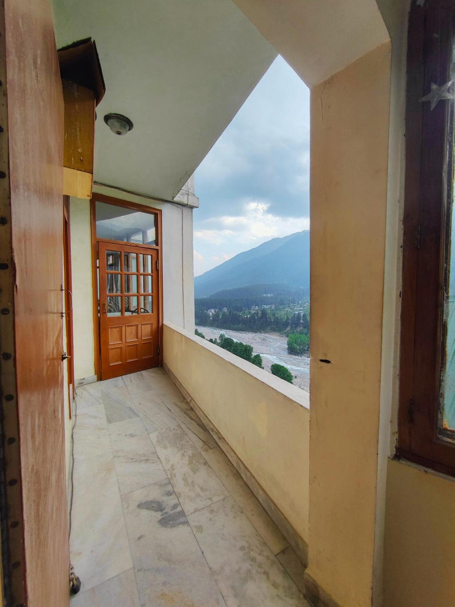 Hotel Arohi Vashist Экстерьер фото