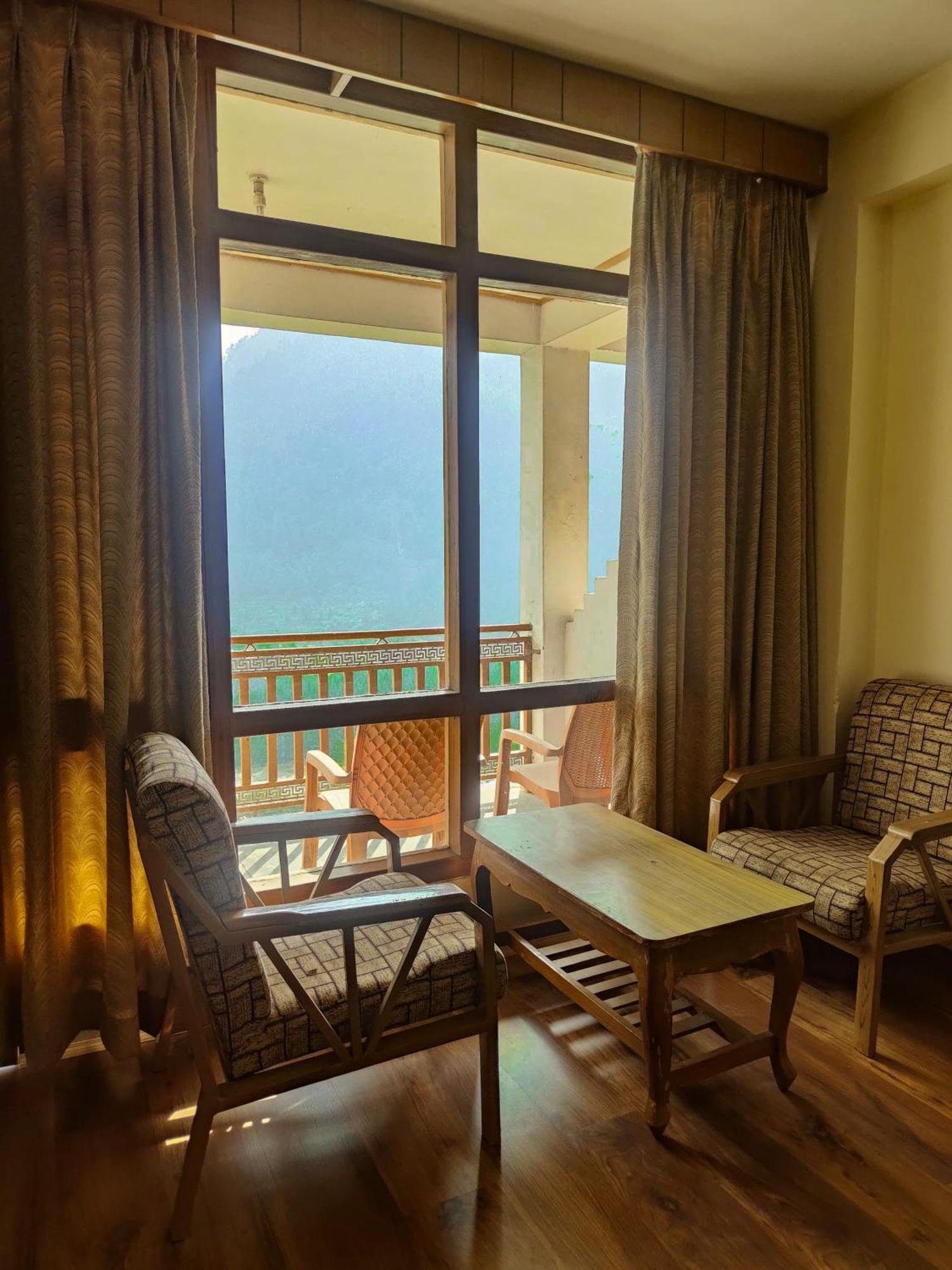 Hotel Arohi Vashist Экстерьер фото